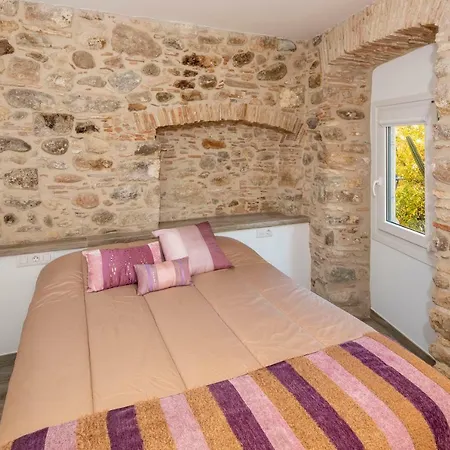 Historico En El Barri Vell * Gerona